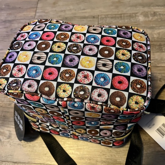 Betsey Johnson Doughnut Lunch Tote - Picture 12 of 12